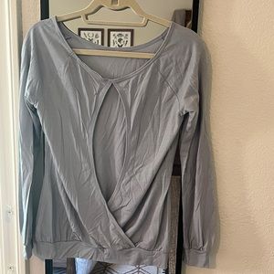 Athleta LS open back top-grey